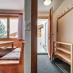 Chalet Hoeckli Wohnung 2.